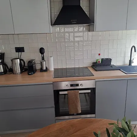 Homing Inspired Modern Living וולוס